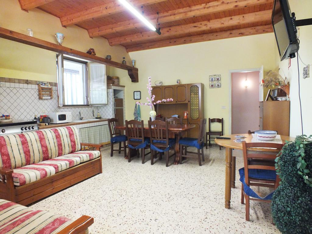Bed and Breakfast Zia Pia à Locogrande Extérieur photo